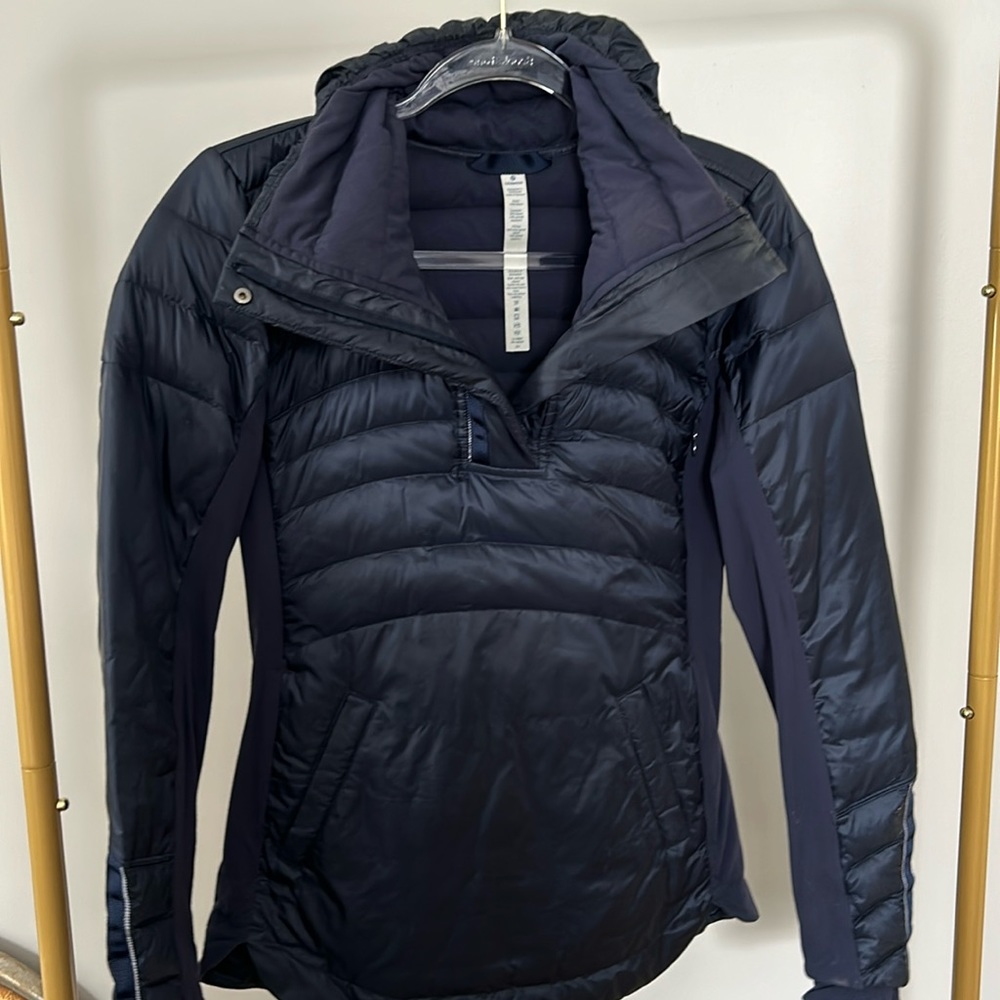 Lululemon down for a run down pullover